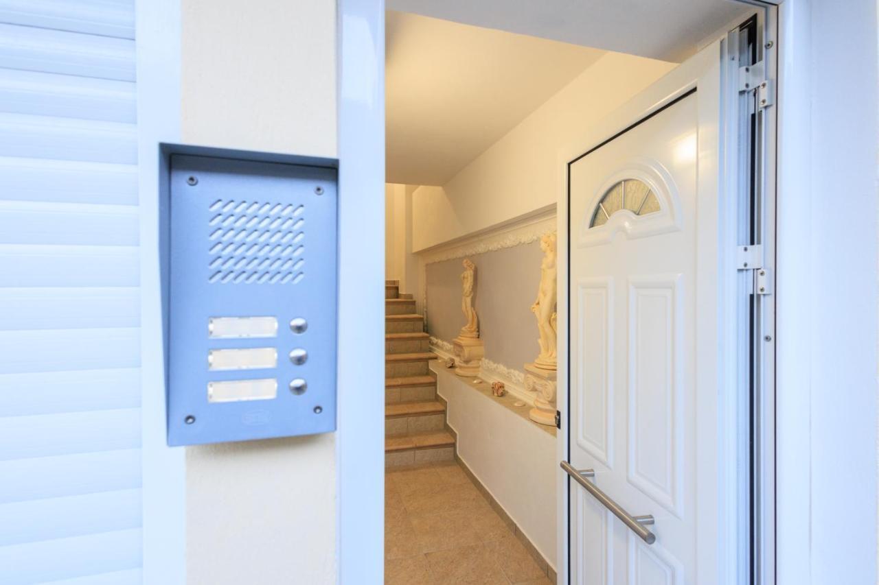 Filocsenia Luxury Apartment At Tsoutsouras ชูสท์ซูโรส ภายนอก รูปภาพ